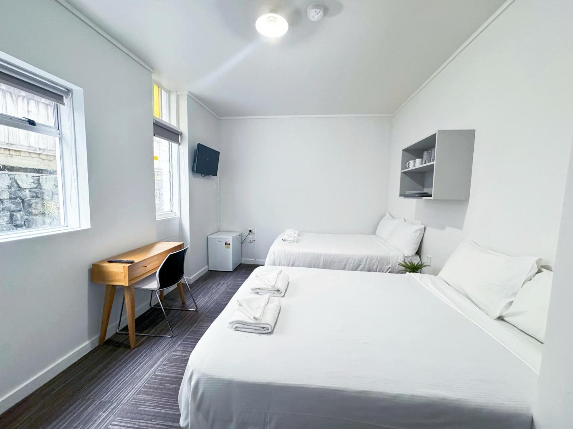140 Ghuznee Hostel Wellington Extérieur photo